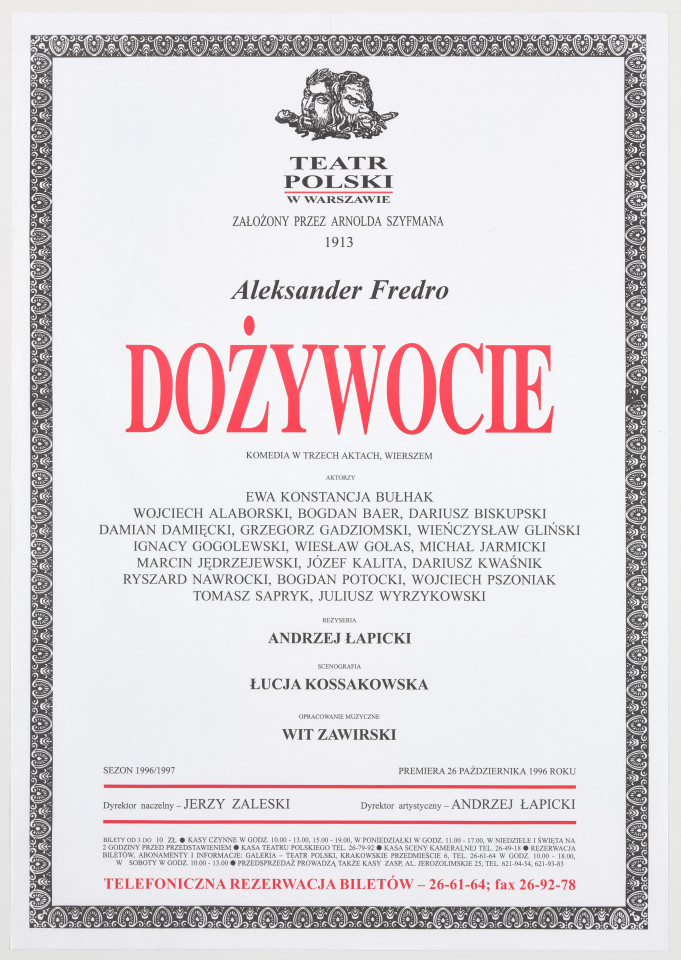 Zadrukowany tekstem plakat z czerwonym tytułem spektaklu i logotypem Teatru Polskiego w Warszawie.